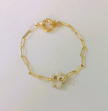 Carica l'immagine nel visualizzatore di Gallery, Fiori preziosi (bracciale)
