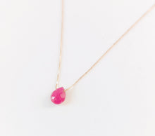 Load image into Gallery viewer, "Brace": collana con Rubino a goccia