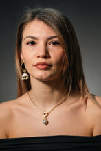 Carica l'immagine nel visualizzatore di Gallery, Pendente "Luna di Mare" con iniziale, cuore o quadrifoglio in argento dorato