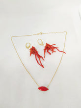 Carica l'immagine nel visualizzatore di Gallery, Orecchini Lolita Corallo