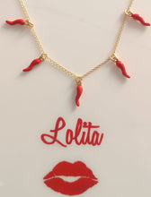Load image into Gallery viewer, Door-bonheur croissant necklace
