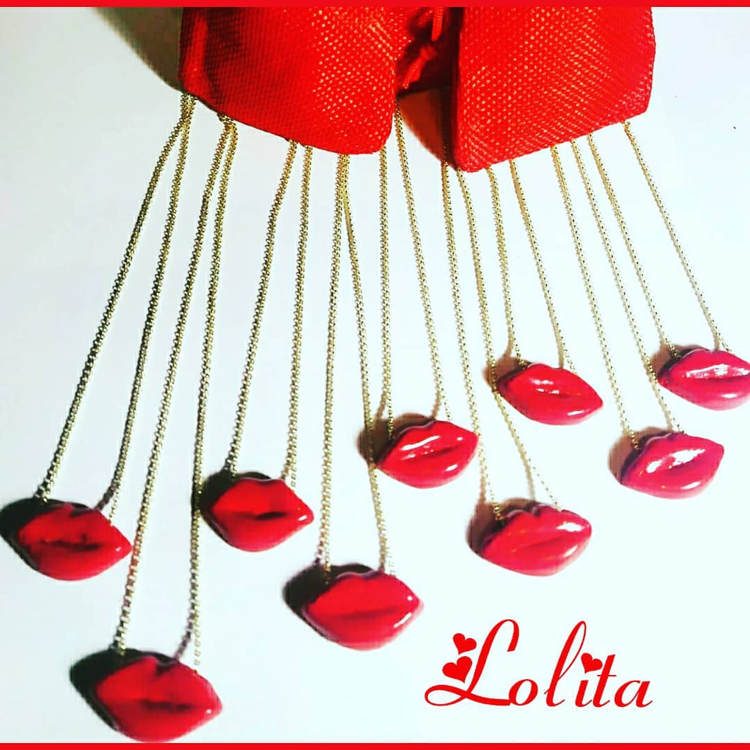 Collana Lolita in oro 18 kt  e bocca rossa in ceramica smaltata