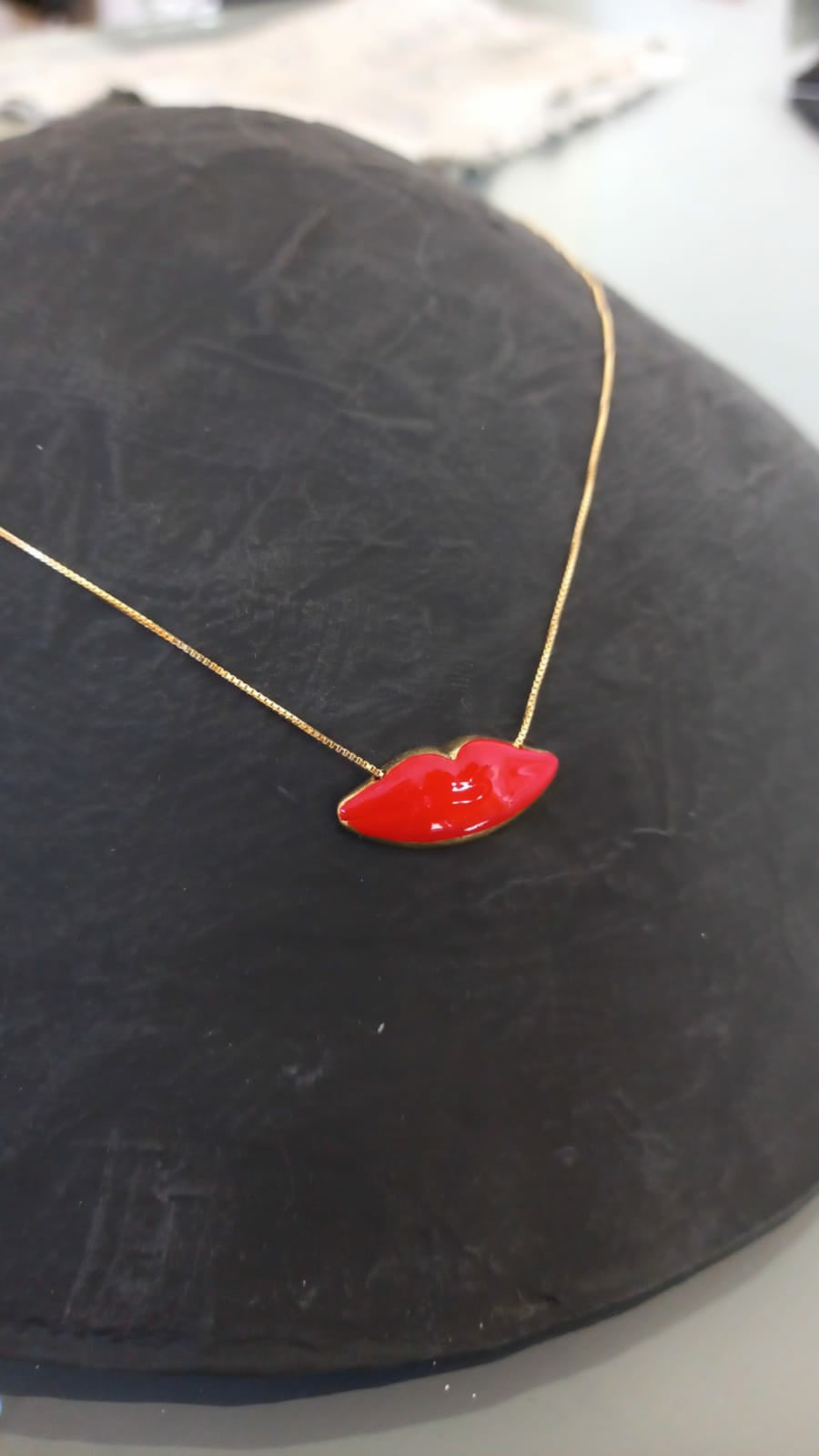 Collana Rossa Collana Ciondolo Bocca Labbra Rosse In Acciaio Inox 316L - Anallergica, Lunghezza Regolabile, Confezione Regalo Collana Lolita Lobosco Collana Rossa Collana Ciondolo Bocca Labbra Rosse In Acciaio Inox 316L - Anallergica, Lunghezza Regolabile, Confezione Regalo Collana Lolita Lobosco